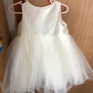 Girls flower girl dress